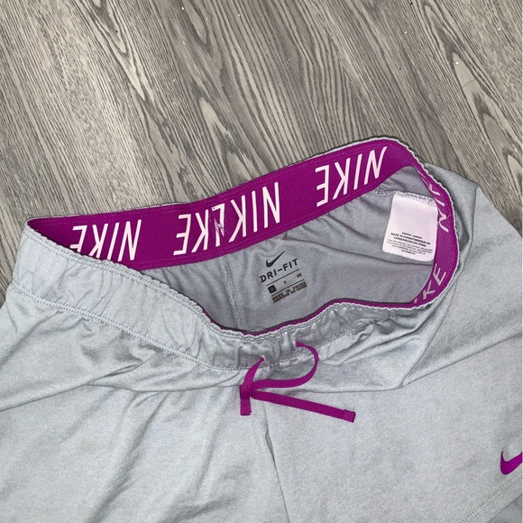 SOLD Nike light silver/ grey and purple shorts size small - Picture 9 of 9